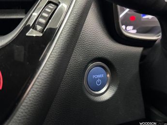 TOYOTA COROLLA 1.8 VVT-h Icon Touring Sports 5dr Petrol Hybrid CVT Euro 6 (s/s)