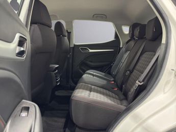 MG MG ZS 72.6kWh SE Long Range SUV 5dr Electric Auto (156 ps)