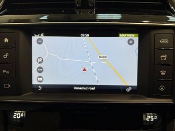 JAGUAR F-PACE 2.0 D180 R-Sport SUV 5dr Diesel Auto AWD Euro 6 (s/s) (180 ps)