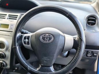 TOYOTA YARIS 1.3 T Spirit Hatchback 5dr Petrol Multimode (136 g/km, 85 bhp)