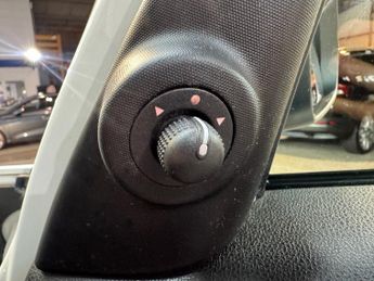 FIAT 500L 1.3 MultiJet Trekking MPV 5dr Diesel Dualogic Euro 5 (s/s) (85 b