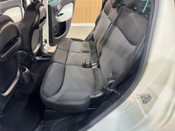 FIAT 500L 1.3 MultiJet Trekking MPV 5dr Diesel Dualogic Euro 5 (s/s) (85 b