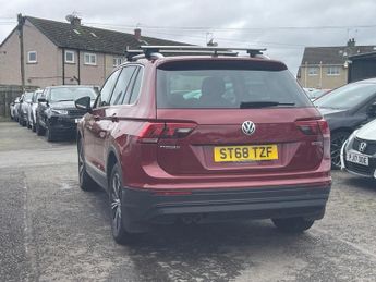 VOLKSWAGEN TIGUAN 2.0 TDI SE Navigation SUV 5dr Diesel DSG 4Motion Euro 6 (s/s) (1