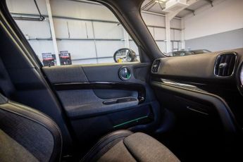 MINI COUNTRYMAN 1.5 7.6kWh Cooper SE SUV 5dr Petrol Plug-in Hybrid Auto ALL4 Eur