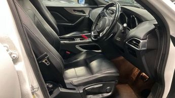 JAGUAR F-PACE 2.0 D180 R-Sport SUV 5dr Diesel Auto AWD Euro 6 (s/s) (180 ps)