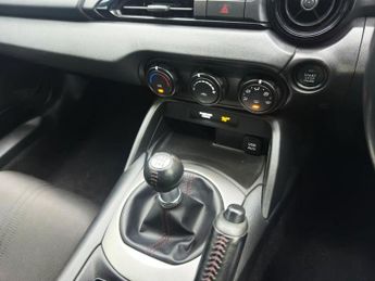 MAZDA MX-5 1.5 SKYACTIV-G SE Convertible 2dr Petrol Manual Euro 6 (131 ps)