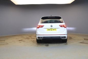 VOLKSWAGEN TIGUAN 2.0 TDI R-Line SUV 5dr Diesel DSG Euro 6 (s/s) (150 ps)