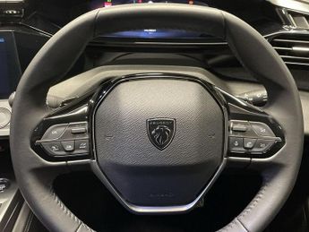 PEUGEOT 308 1.2 PureTech Active Premium Hatchback 5dr Petrol EAT Euro 6 (s/s