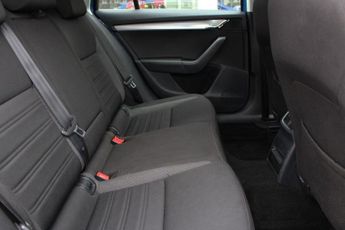 SKODA OCTAVIA 1.6 TDI SE Technology Estate 5dr Diesel DSG Euro 6 (s/s) (115 ps
