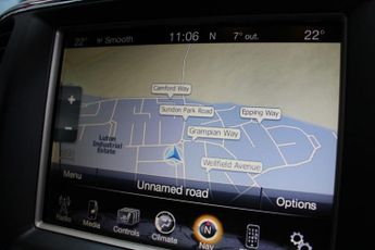 JEEP GRAND CHEROKEE 3.0 V6 CRD Overland SUV 5dr Diesel Auto 4WD Euro 5 (247 bhp)