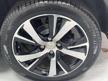 PEUGEOT 2008 1.2 PureTech GPF GT Line SUV 5dr Petrol EAT Euro 6 (s/s) (110 ps