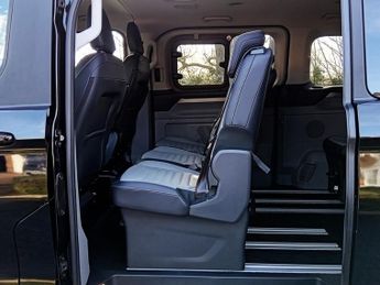 FORD E-Tourneo Custom 340 65kWh Titanium X Minibus 5dr Electric Auto L1 (218 ps).*8 SE