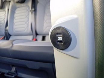 FORD E-Tourneo Custom 340 65kWh Titanium X Minibus 5dr Electric Auto L1 (218 ps).*8 SE