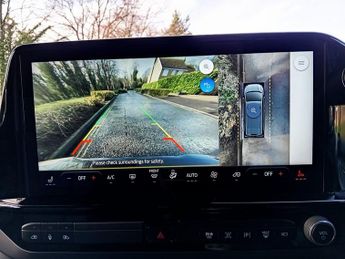 FORD E-Tourneo Custom 340 65kWh Titanium X Minibus 5dr Electric Auto L1 (218 ps).*8 SE