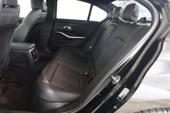 BMW 3 SERIES 2.0 320i M Sport Auto Euro 6 (s/s) 4dr