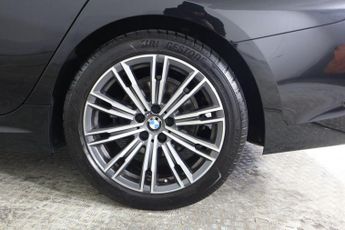 BMW 3 SERIES 2.0 320i M Sport Auto Euro 6 (s/s) 4dr