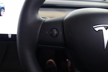 TESLA MODEL Y (Dual Motor) Long Range Auto 4WDE 5dr