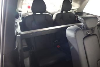 VOLVO XC90 2.0 B5 MHEV Plus Auto 4WD Euro 6 (s/s) 5dr