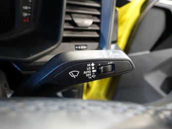 AUDI A1 1.0 TFSI 30 Technik Sportback 5dr Petrol S Tronic Euro 6 (s/s) (