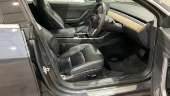 TESLA Model 3 Standard Range Plus Saloon 4dr Electric Auto RWD (241 bhp)