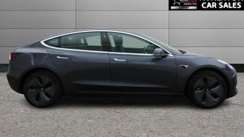TESLA Model 3 Standard Range Plus Saloon 4dr Electric Auto RWD (241 bhp)