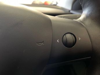 TESLA Model 3 Standard Range Plus Saloon 4dr Electric Auto RWD (241 bhp)