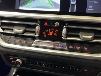 BMW 3 SERIES 2.0 330e 12kWh SE Pro Saloon 4dr Petrol Plug-in Hybrid Auto Euro