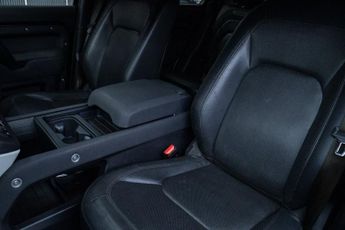 LAND ROVER DEFENDER 3.0 D300 MHEV X-Dynamic S SUV 5dr Diesel Auto 4WD Euro 6 (s/s) (