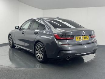 BMW 3 SERIES 3.0 330d M Sport Saloon 4dr Diesel Auto xDrive Euro 6 (s/s) (265