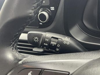 HYUNDAI I20 1.0 T-GDi MHEV SE Connect Hatchback 5dr Petrol Hybrid DCT Euro 6