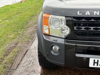 LAND ROVER DISCOVERY 3 2.7 TD V6 HSE Station Wagon 5dr Diesel Automatic (270 g/km, 190 
