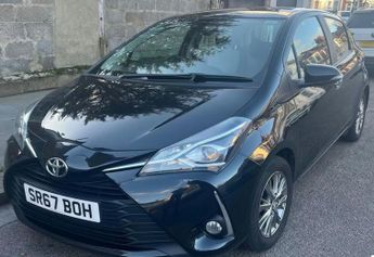 TOYOTA YARIS 1.5 VVT-i Icon Hatchback 5dr Petrol CVT Euro 6 (111 ps)
