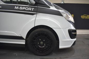 FORD TRANSIT CUSTOM 2.2 TDCi 290 Limited Combi Van 6dr Diesel Manual L2 H1 (191 g/km