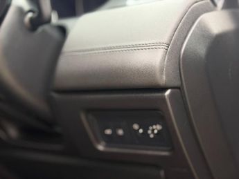 LAND ROVER DISCOVERY SPORT 2.0 TD4 SE Tech SUV 5dr Diesel Auto 4WD Euro 6 (s/s) (180 ps)