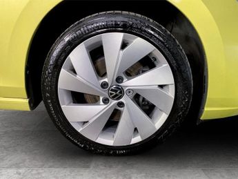 VOLKSWAGEN GOLF 2.0 TDI Style Estate 5dr Diesel DSG Euro 6 (s/s) (115 ps)