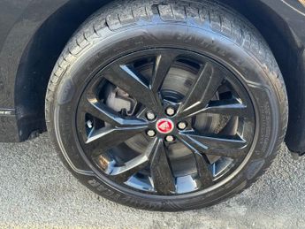 JAGUAR I-PACE 400 90kWh HSE SUV 5dr Electric Auto 4WD (400 ps)