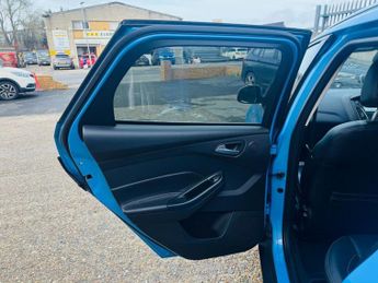 FORD FOCUS 1.5T EcoBoost Titanium X Estate 5dr Petrol Auto Euro 6 (s/s) (18