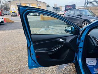 FORD FOCUS 1.5T EcoBoost Titanium X Estate 5dr Petrol Auto Euro 6 (s/s) (18