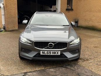 VOLVO V60 CROSS COUNTRY 2.0 D4 Plus Estate 5dr Diesel Auto AWD Euro 6 (s/s) (190 ps)