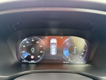VOLVO V60 CROSS COUNTRY 2.0 D4 Plus Estate 5dr Diesel Auto AWD Euro 6 (s/s) (190 ps)