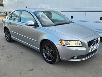 Volvo S40 2.0 D3 SE Lux Edition Saloon 4dr Diesel Manual Euro 5 (150 ps)