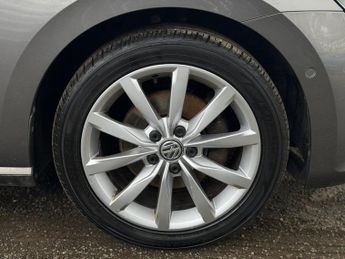 VOLKSWAGEN GOLF SV 2.0 GT TDI DSG 5d 148 BHP