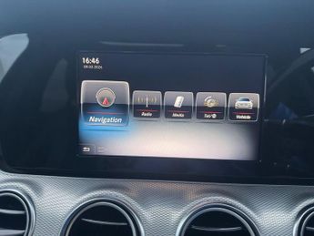 MERCEDES-BENZ E-CLASS 2.0 E200d AMG Line (Premium Plus) Saloon 4dr Diesel G-Tronic+ Eu