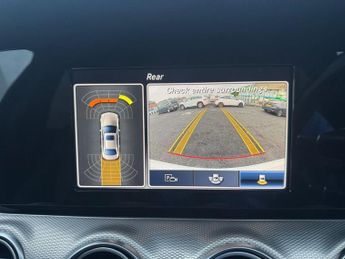 MERCEDES-BENZ E-CLASS 2.0 E200d AMG Line (Premium Plus) Saloon 4dr Diesel G-Tronic+ Eu