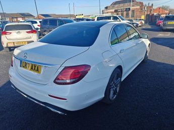 MERCEDES-BENZ E-CLASS 2.0 E200d AMG Line (Premium Plus) Saloon 4dr Diesel G-Tronic+ Eu