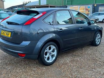 FORD FOCUS 1.6 Style Hatchback 5dr Petrol Manual (157 g/km, 113 bhp)
