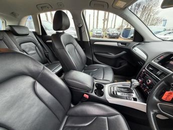 AUDI Q5 2.0 TDI SE SUV 5dr Diesel S Tronic quattro Euro 6 (s/s) (190 ps)