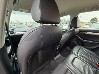 AUDI Q5 2.0 TDI SE SUV 5dr Diesel S Tronic quattro Euro 6 (s/s) (190 ps)