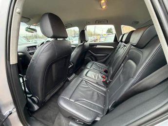 AUDI Q5 2.0 TDI SE SUV 5dr Diesel S Tronic quattro Euro 6 (s/s) (190 ps)