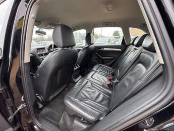 AUDI Q5 2.0 TDI SE SUV 5dr Diesel S Tronic quattro Euro 5 (s/s) (177 ps)